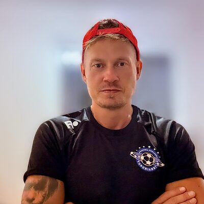 Trener Jarosław Podlecki — Akademia Piłkarska Torunianki